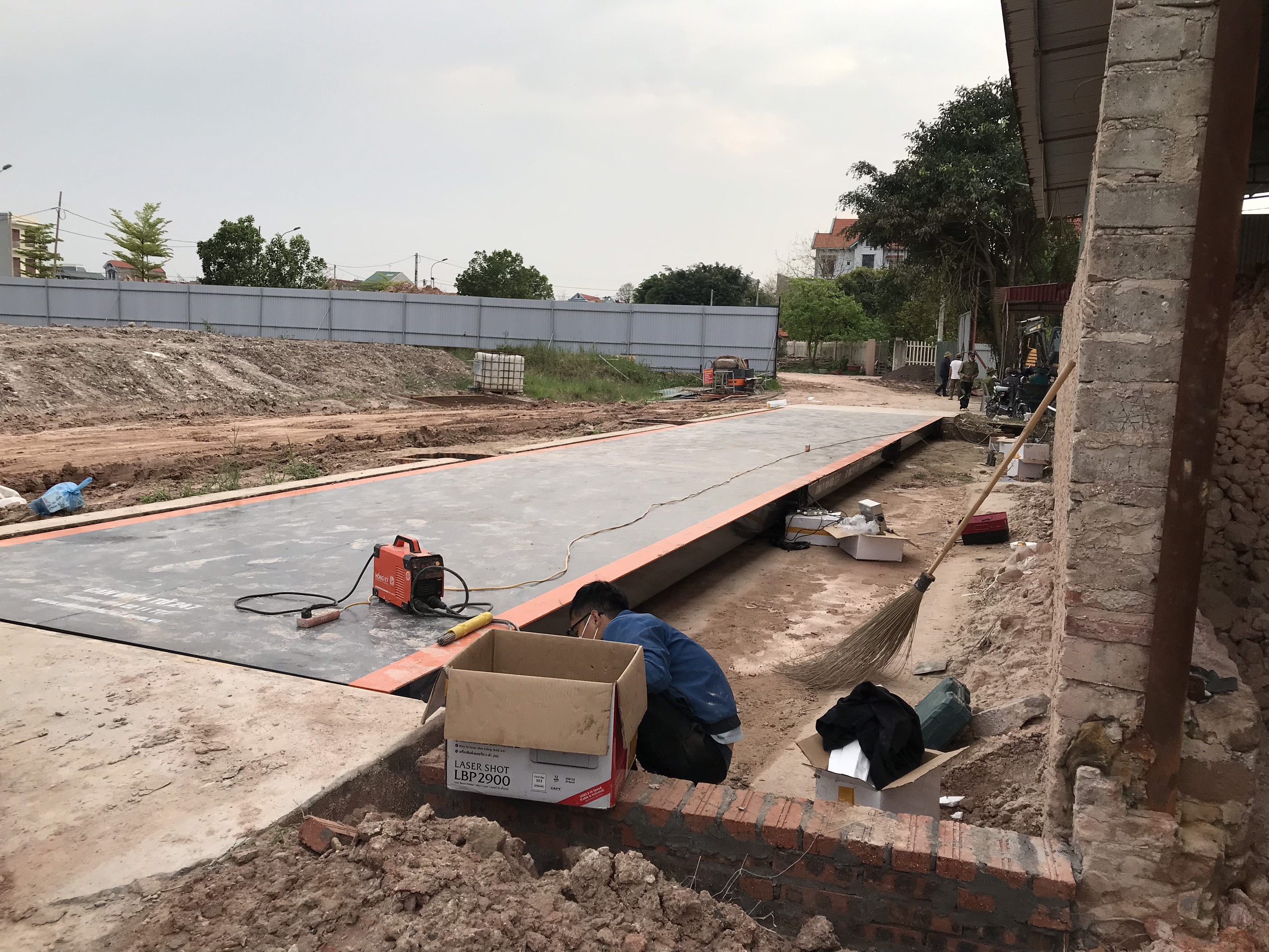 Giá bán cân ô tô điện tử sẽ phụ thuộc vào những yếu tố nào?