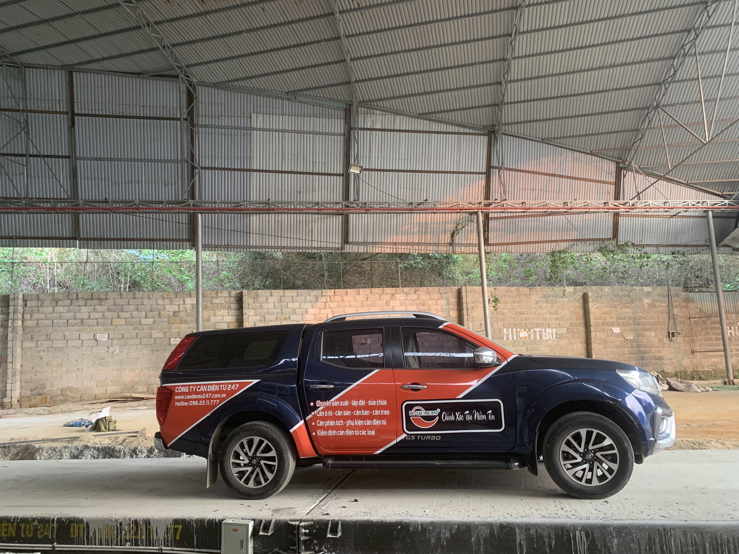 Cân ô tô sàn bê tông 80 tấn dài 10m